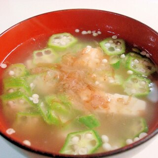 夏野菜が美味しい★オクラと豆腐のお吸い物～♪